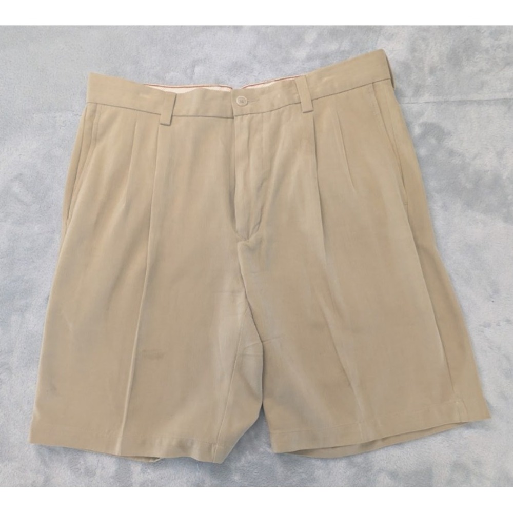 Tommy Bahama Silk Bamboo Shorts Mens 32 Beige Pleated Luxury